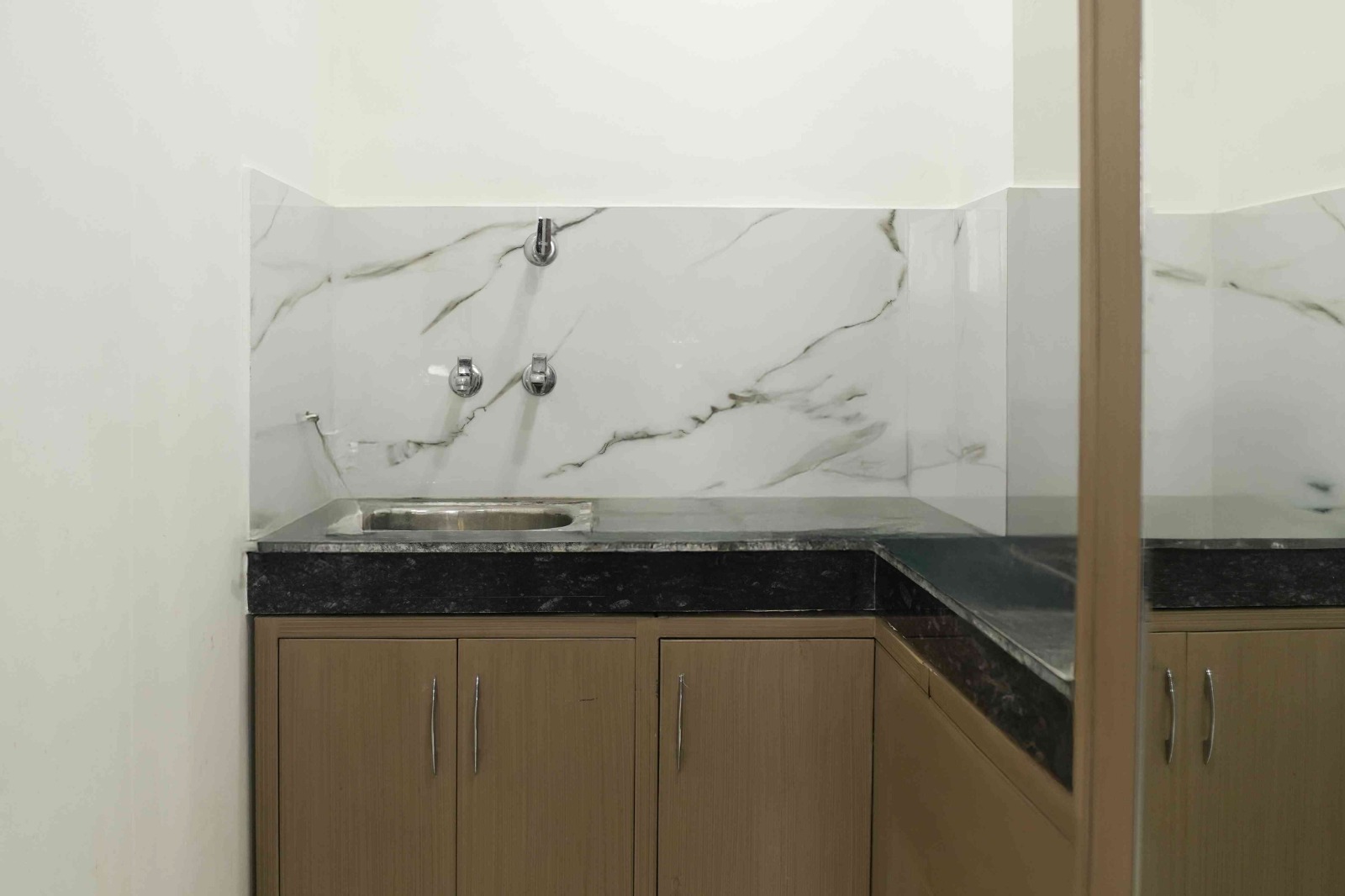 Modern Modular Kitchen