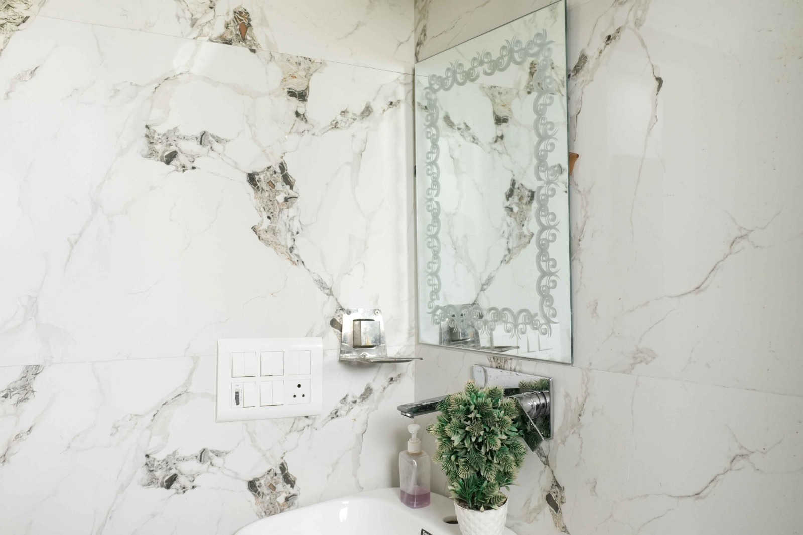 Modern wash basin with designer mirror